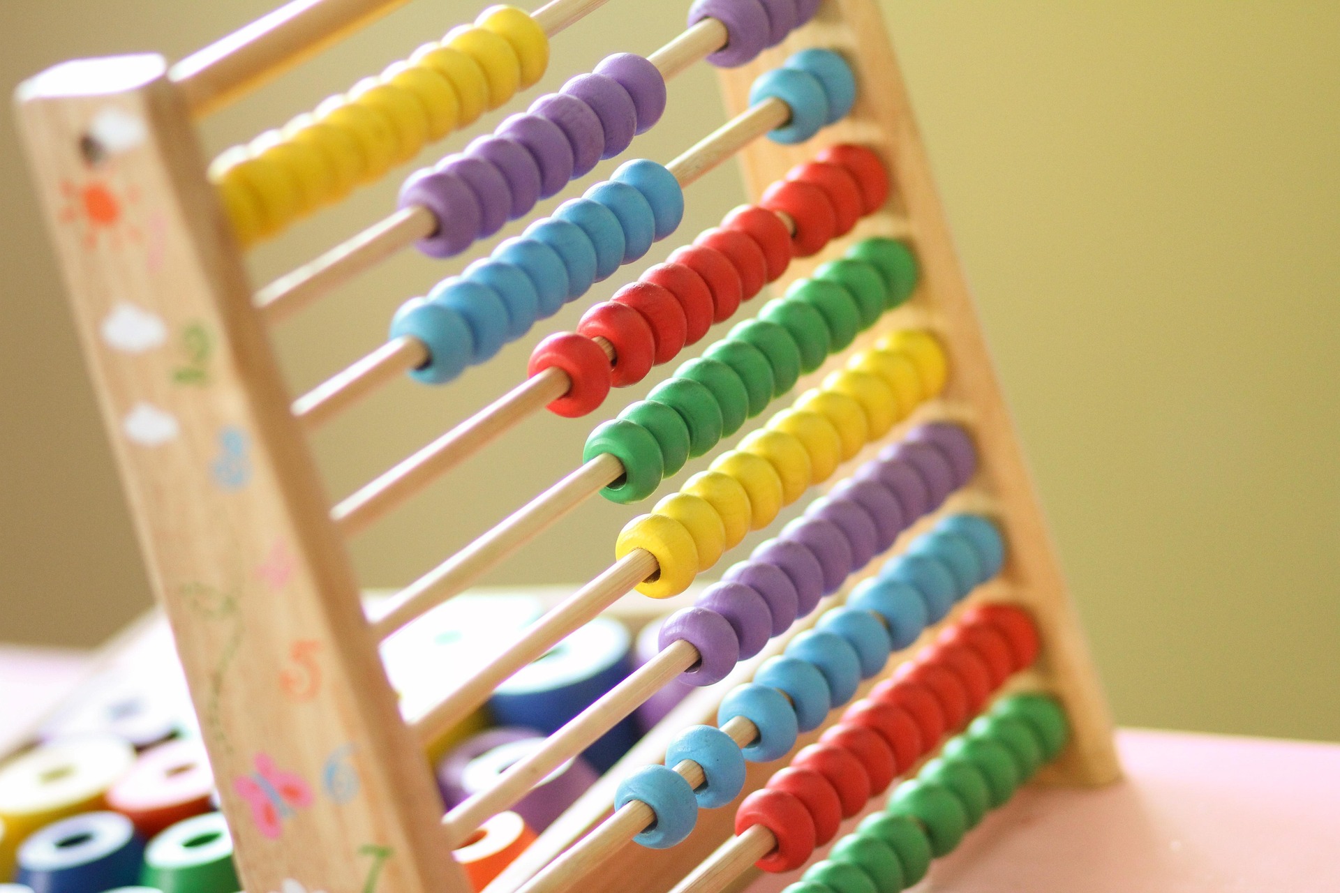 Kind bei der Diagnostik in Neustrelitz